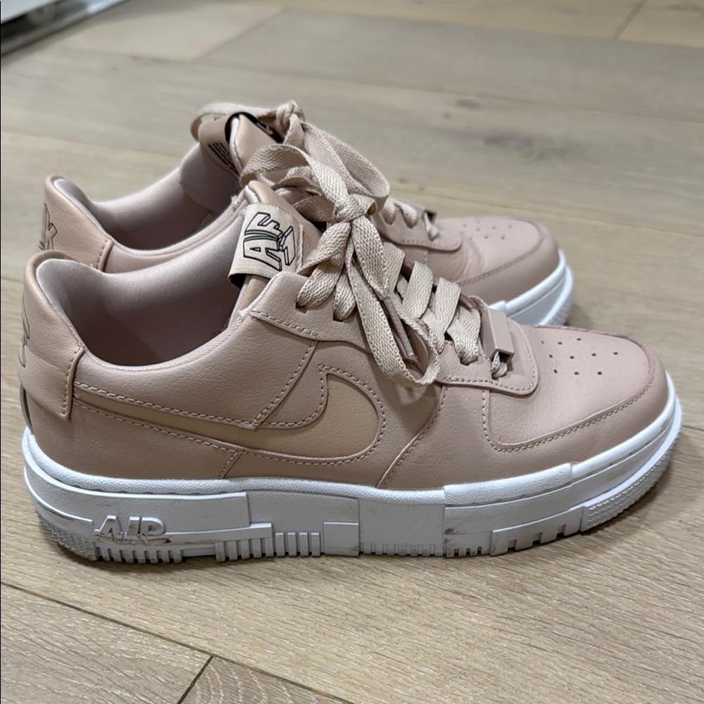 Nike Pink Air Force 1 Pixel